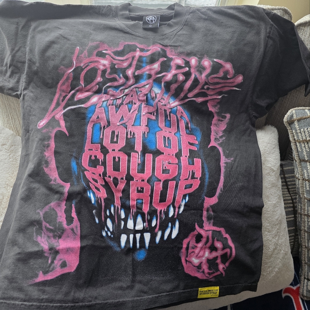 Brand New Mens Lost Hills Graphic Shirt - Black and Pink